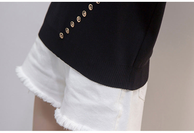 Plus Size Knit Rib Scallop V Neck Tee