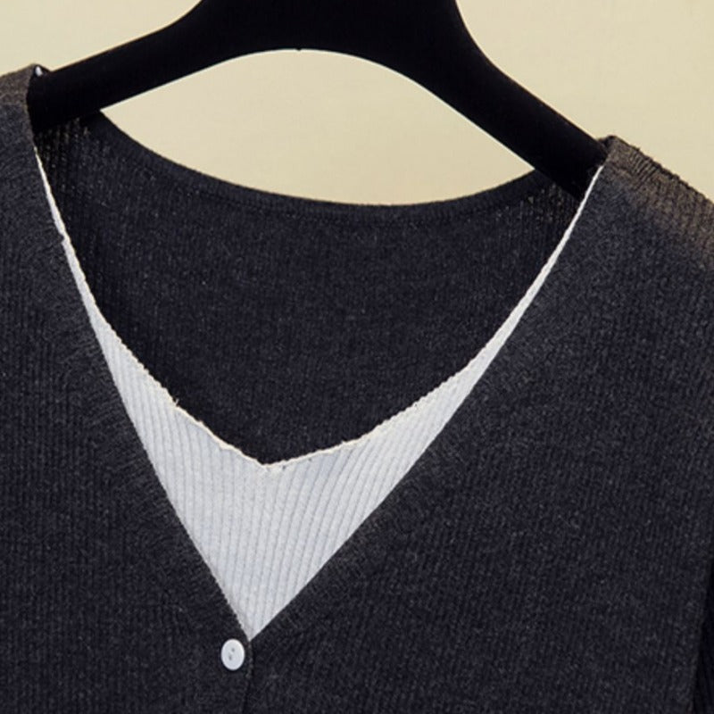 Plus Size Ribbed Knit Buttons V Neck Top