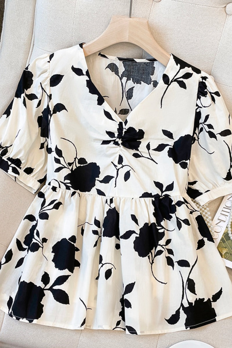 Plus Size V-neck short-sleeved shirt