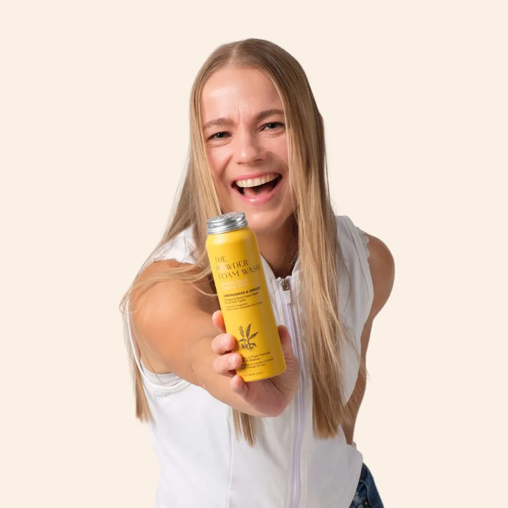 Energising Body Foam Wash For All Skin Types Lemongrass & Turmeric 20g / 0.70oz