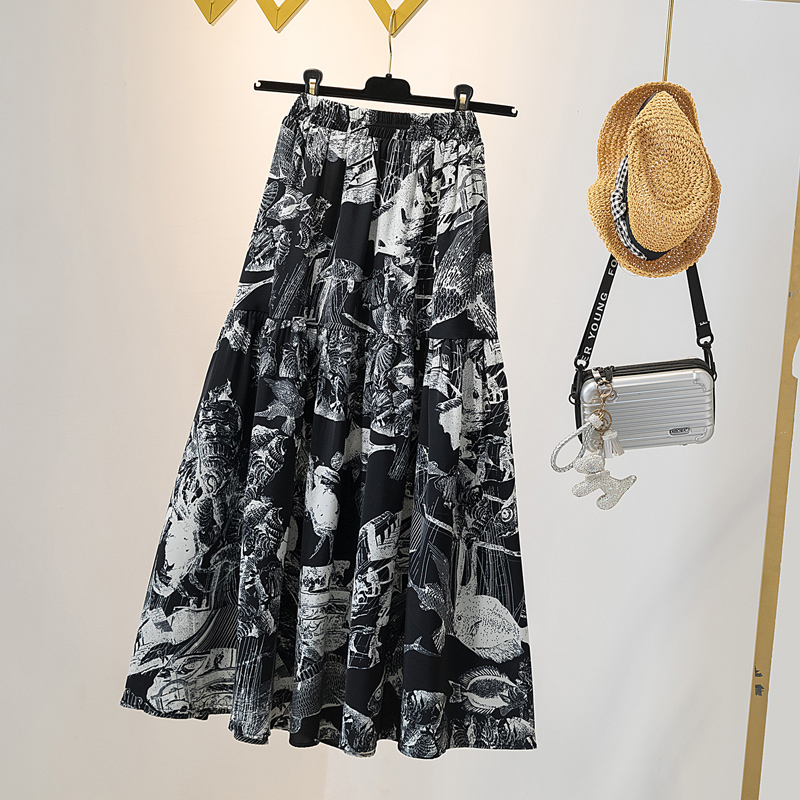 Plus Size Art Monochrome Midi Skirt