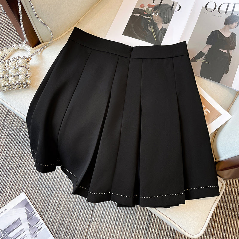Plus Size Black Pleat Mini Skirt