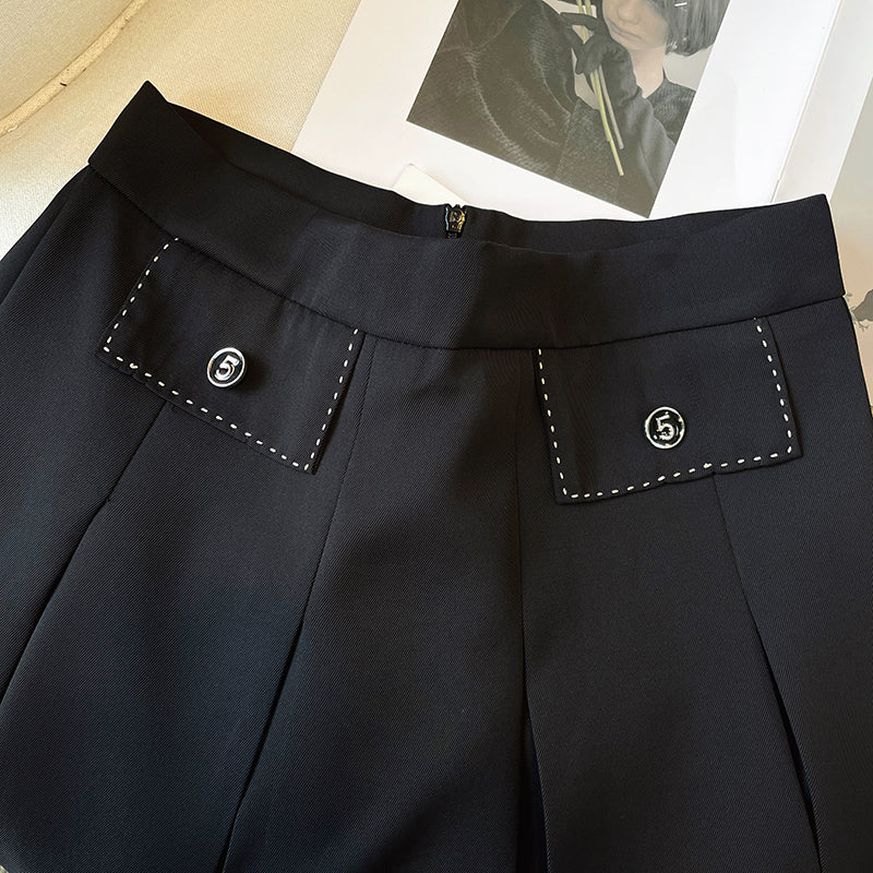 Plus Size Black Pleat Mini Skirt