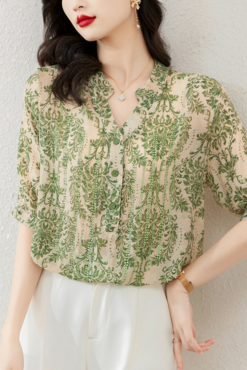 Plus Size Filigree Notch Neck Blouse