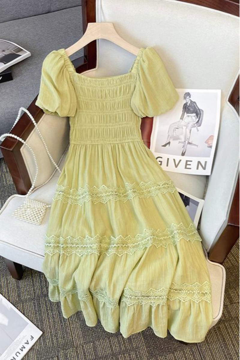 Plus Size Green Lace Square Neck Korean Dress
