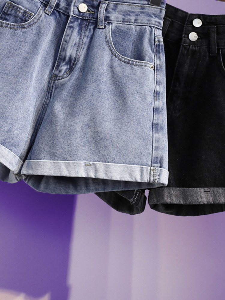 Plus Size Highwaist Denim Shorts