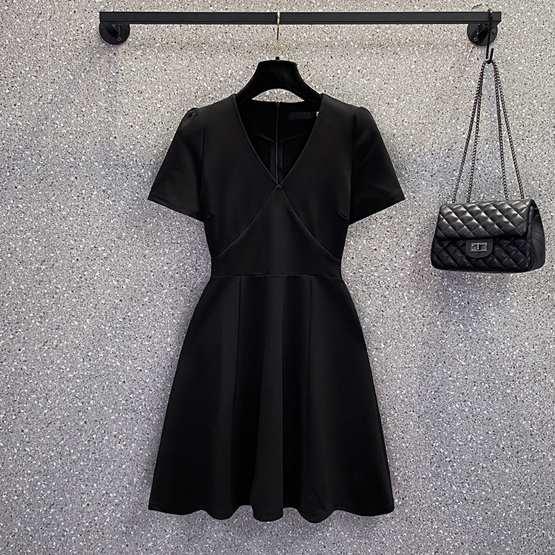 Plus Size Korean Black V Neck Short Sleeve Dres