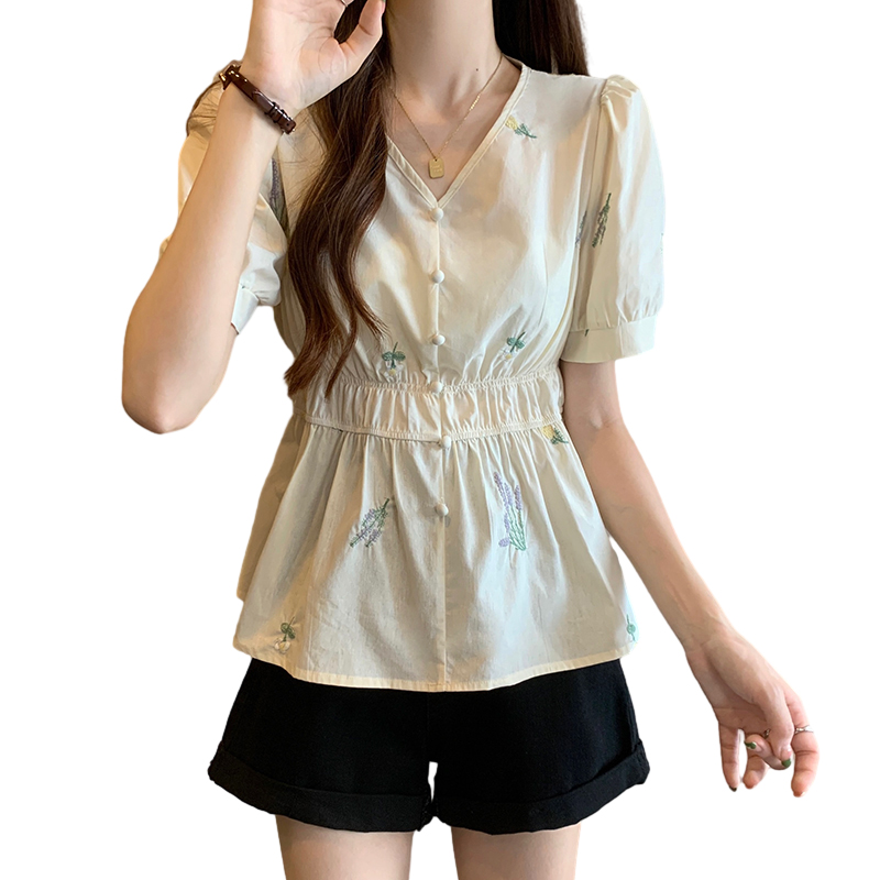 Plus Size Korean Embroidery Peplum Blouse