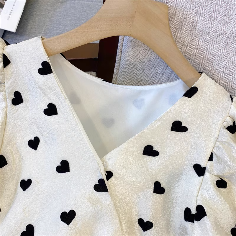 Plus Size Korean Hearts Blouse