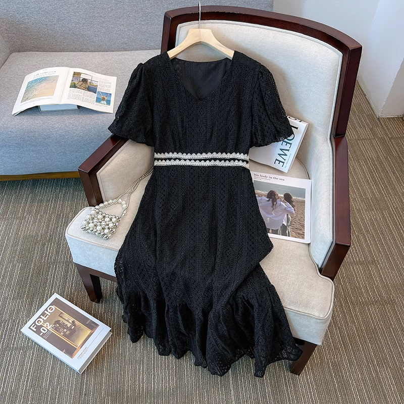 Plus Size Lace V Neck Midi Party Dress