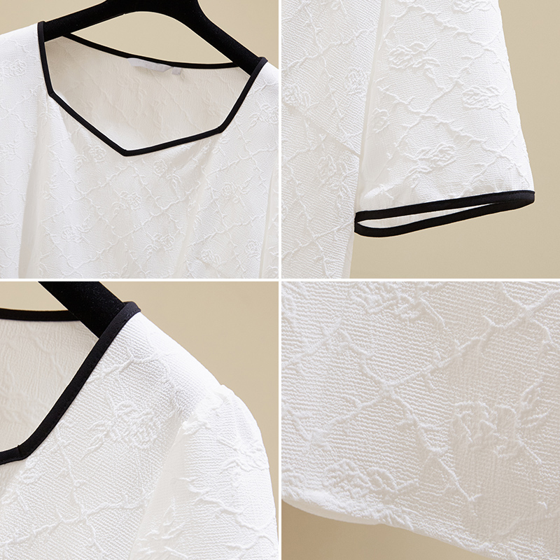 Plus Size Textured Monochrome Blouse