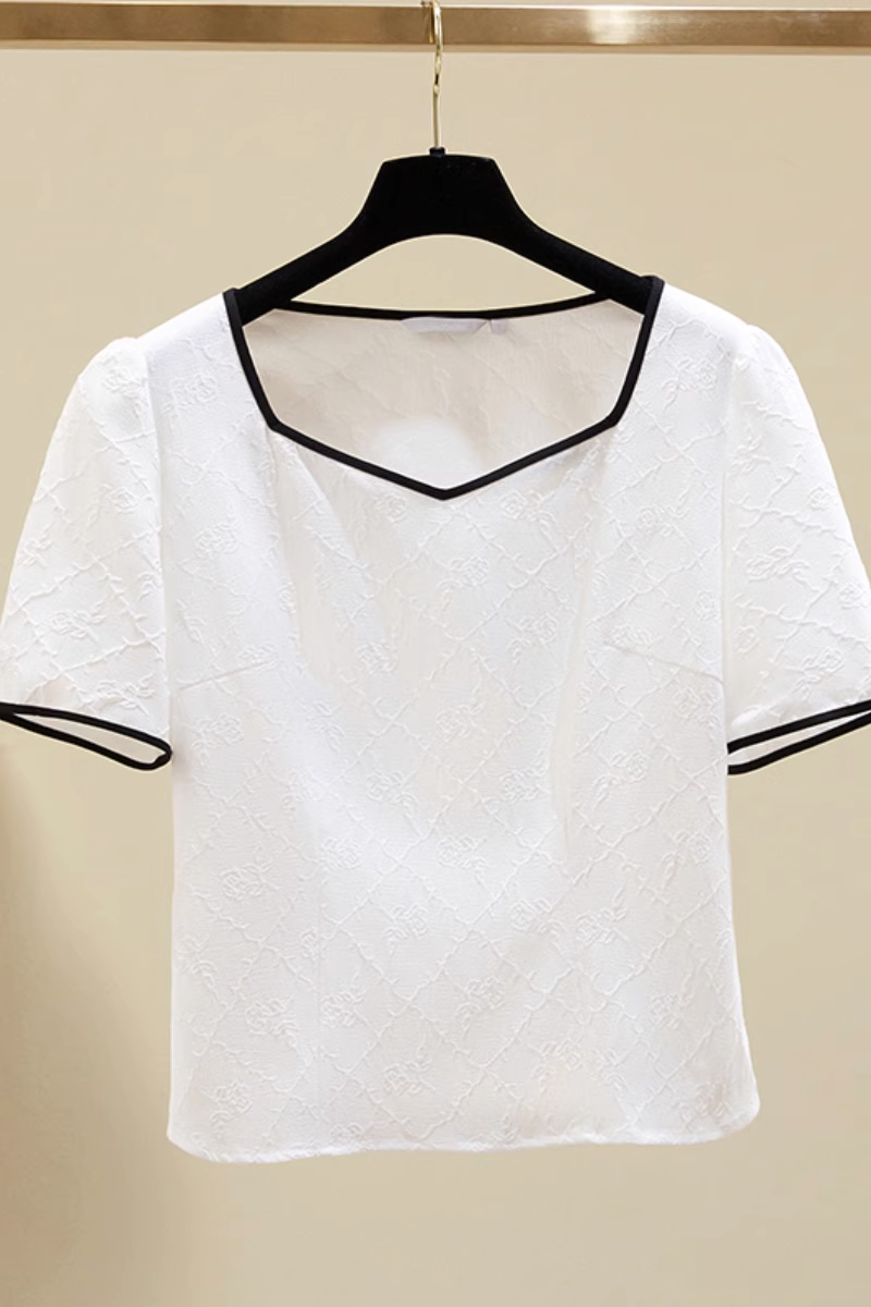 Plus Size Textured Monochrome Blouse