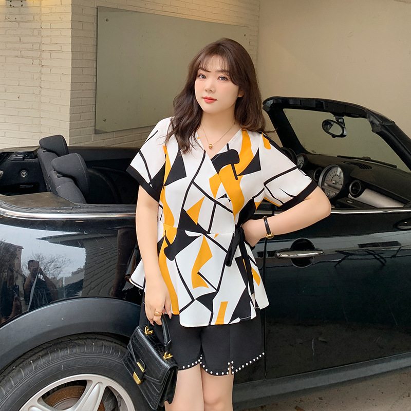 Plus Size Yellow Pattern Wrap Blouse (Extra Big Size)