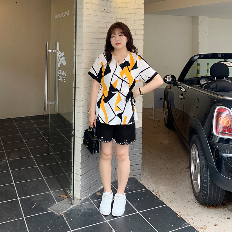 Plus Size Yellow Pattern Wrap Blouse (Extra Big Size)