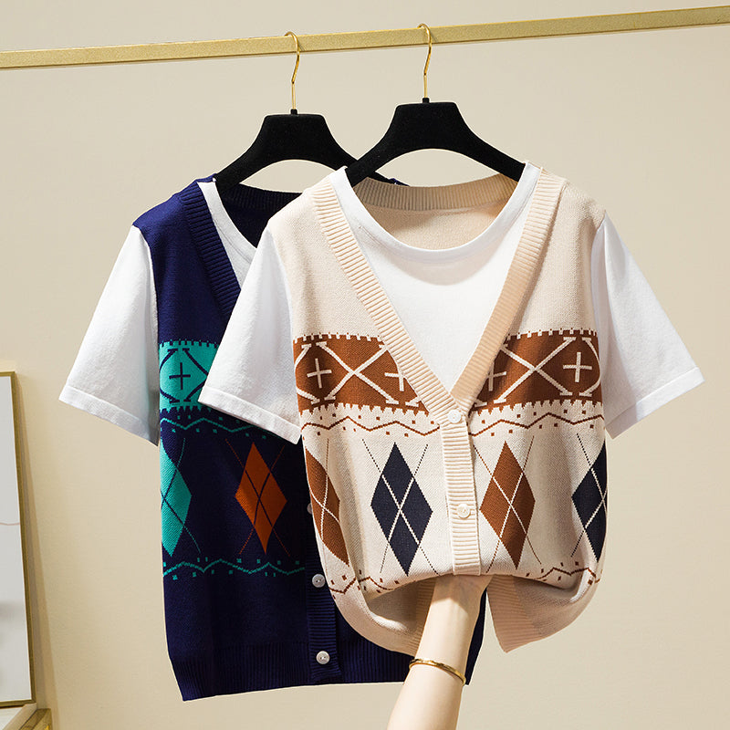 Plus size vest layer knit blouse