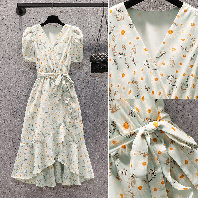 Plus size wrap daisy floral midi dress