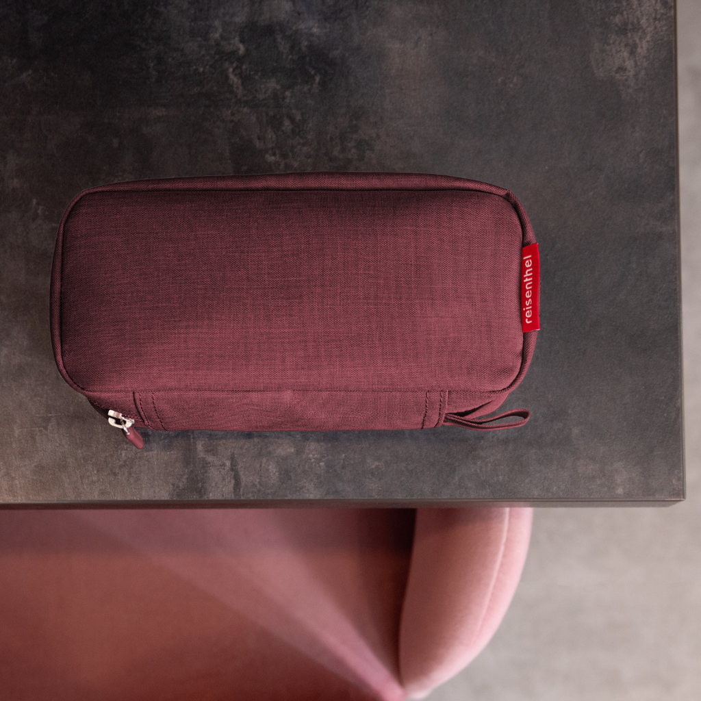 multicase twist maroon