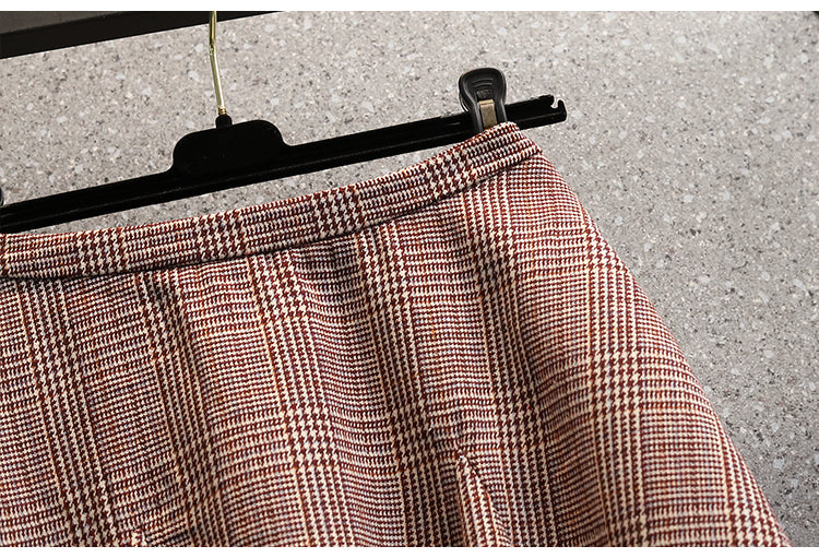 Plus Size Brown Plaid Mini Skirt
