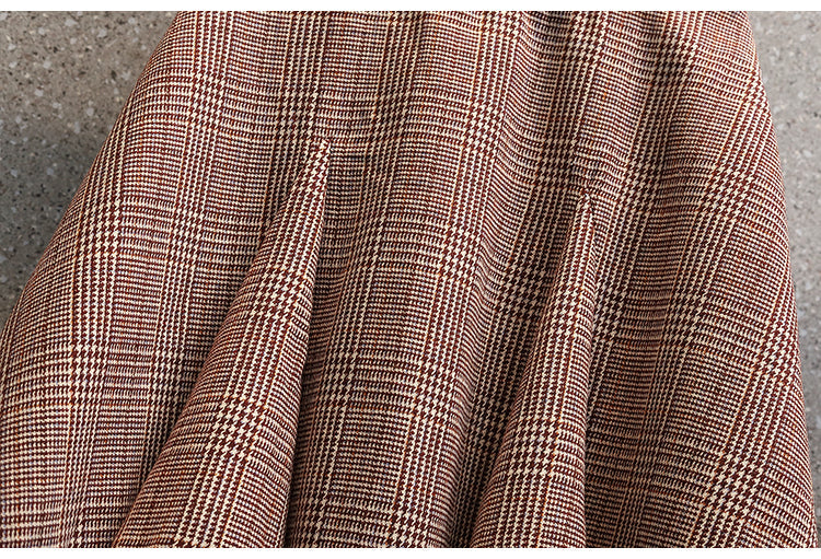 Plus Size Brown Plaid Mini Skirt