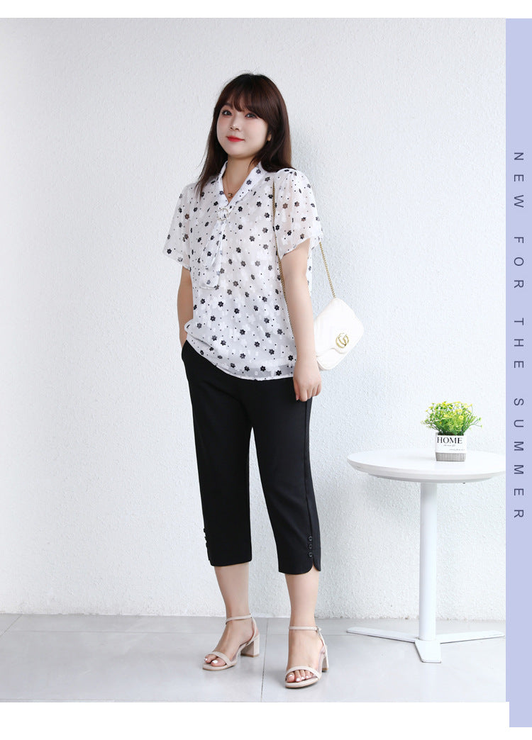 Plus Size Triple Button Capri Pants (EXTRA BIG SIZE)
