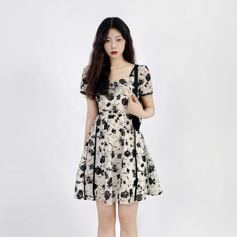 Plus Size Monochrome Floral Korean Dress