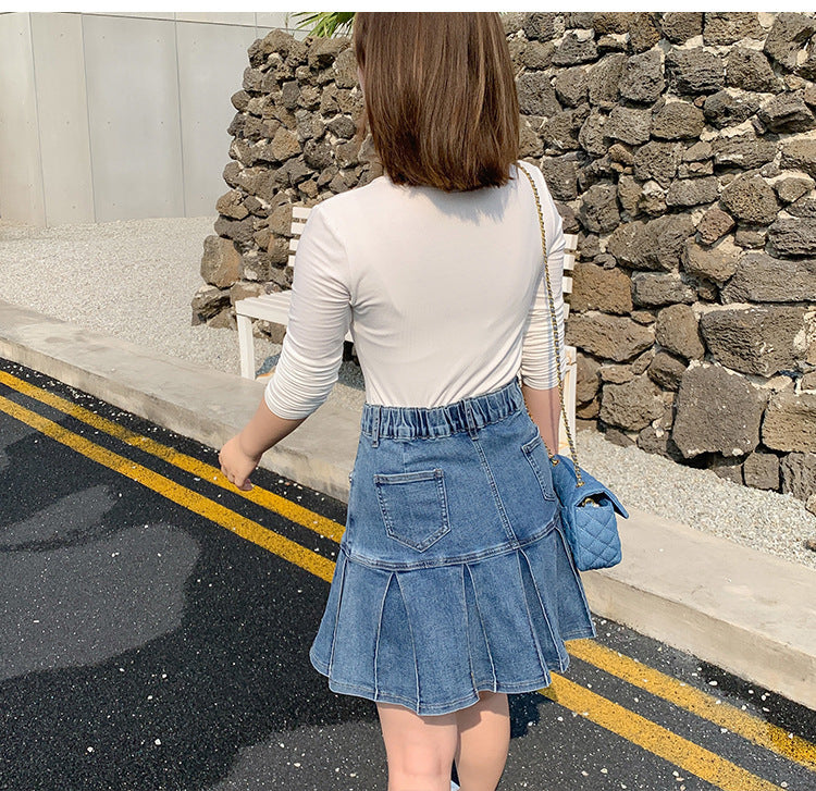Plus Size Pleat Denim Mini Skirt (EXTRA BIG SIZE)