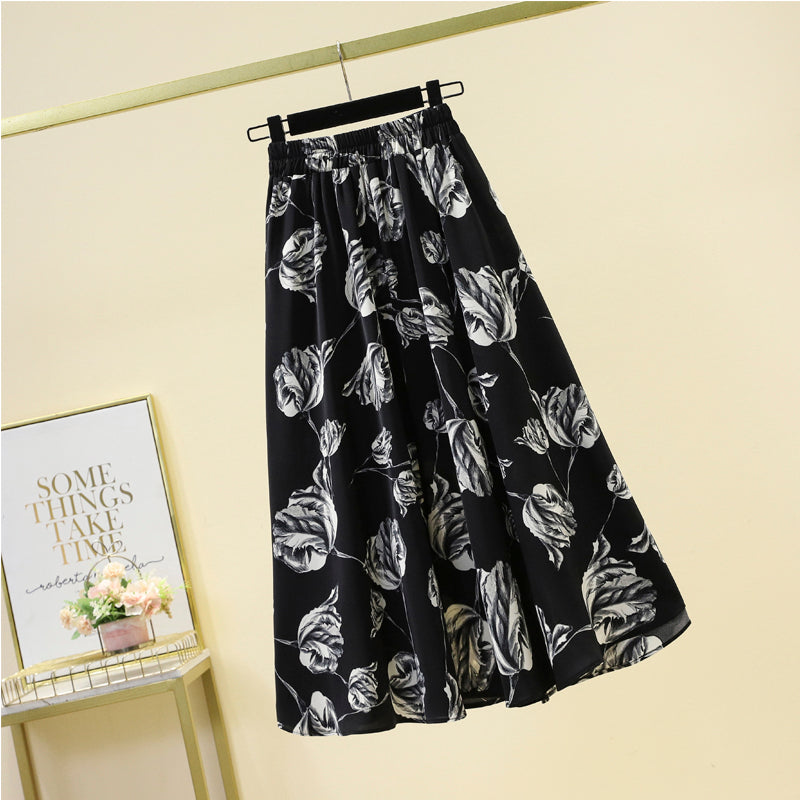 Plus Size Floral Graphic Swing Midi Skirt
