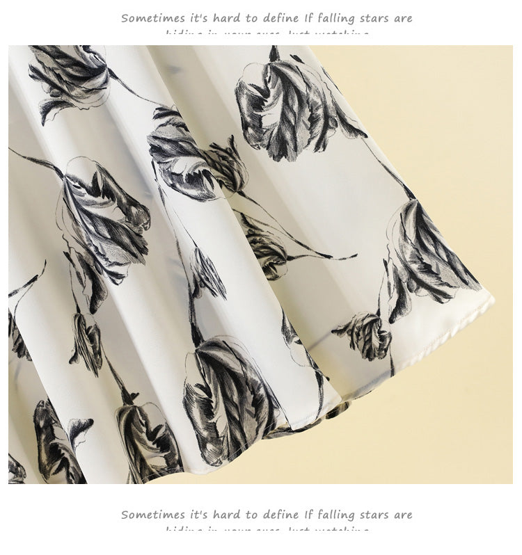 Plus Size Floral Graphic Swing Midi Skirt