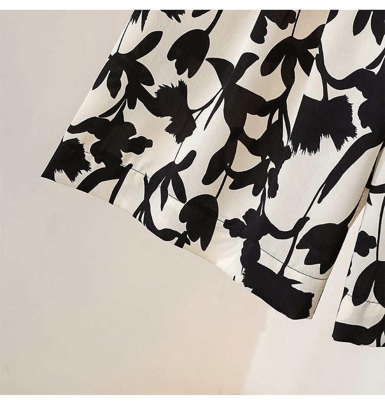 Plus Size Graphic Culotte Capri Shorts