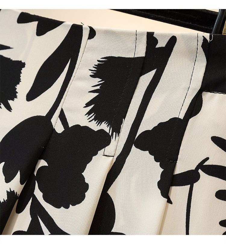 Plus Size Graphic Culotte Capri Shorts