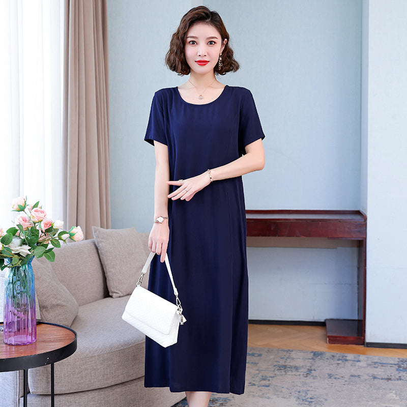 Plus Size Round Neck Midi Dress