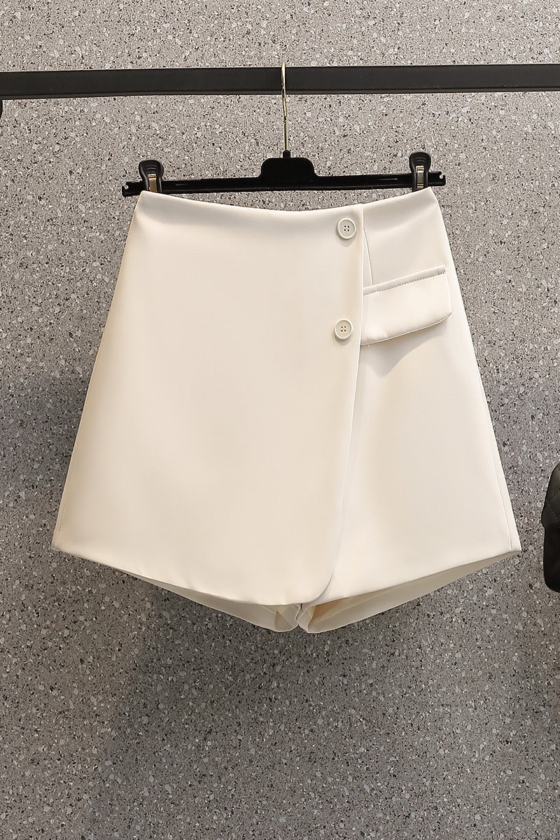 Plus Size Button Skorts