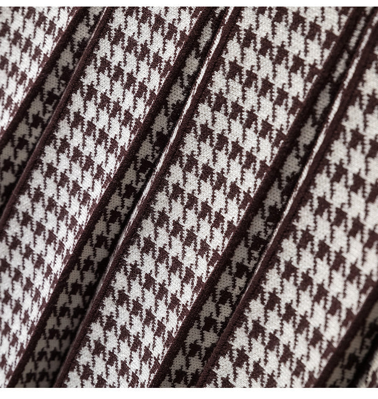Plus Size Pleat Houndstooth Mini Skirt