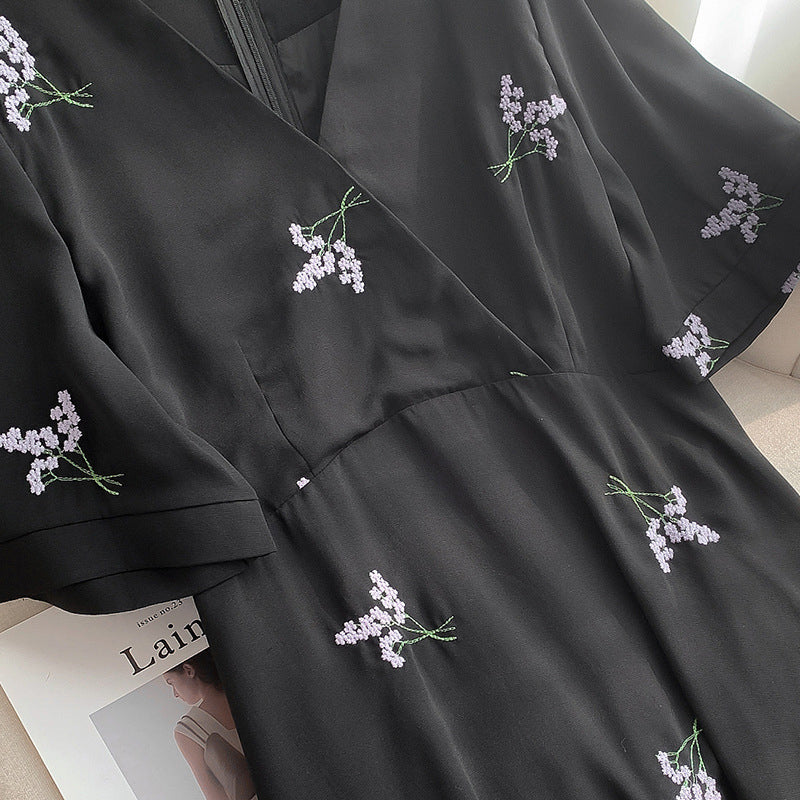 Plus Size Grapes Embroidery Wrap Dress (EXTRA BIG SIZE)