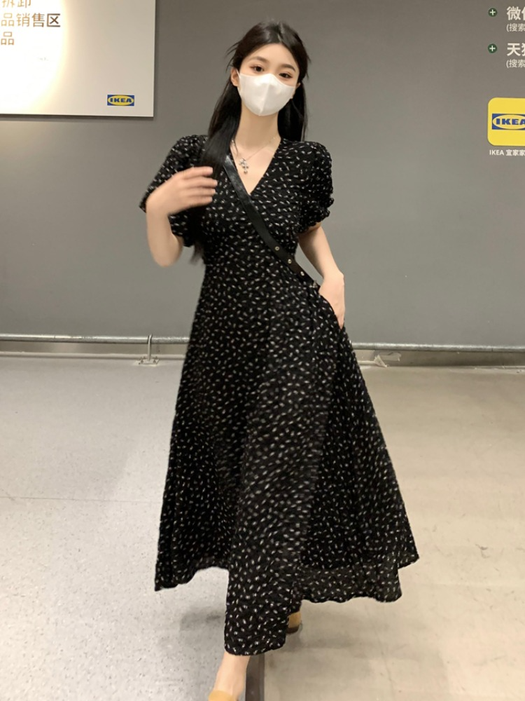 Plus Size Korean Black V Neck Midi Dress