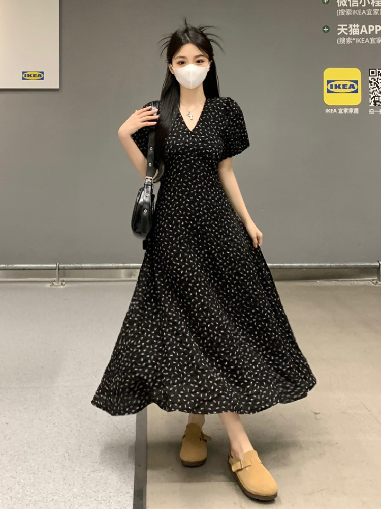 Plus Size Korean Black V Neck Midi Dress