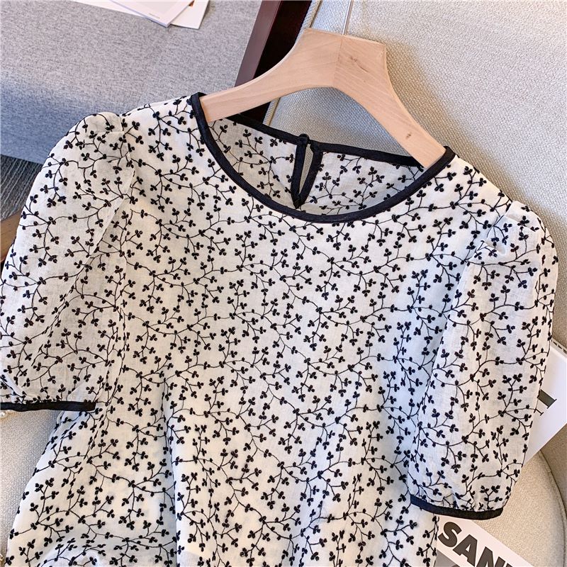 Plus Size Korean Embroidery Blouse