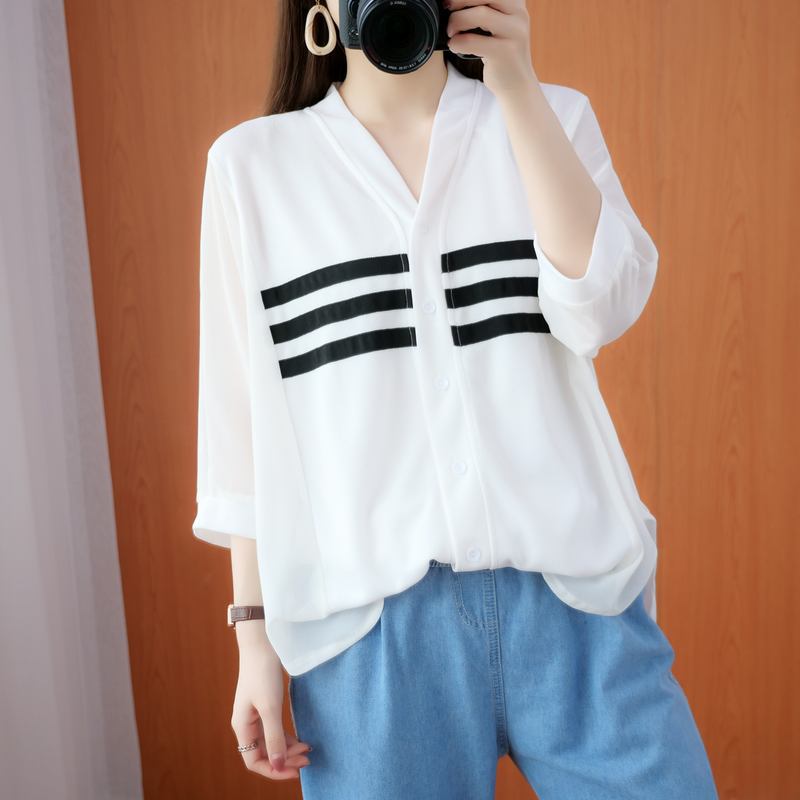 Plus Size V Neck Stripe Blouse