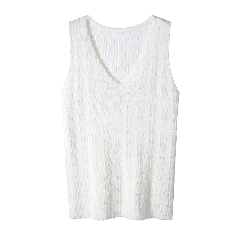 Plus Size Knit Scallop V Neck Tank Top