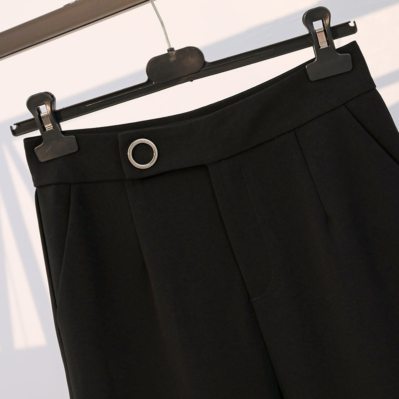 Plus Size Gem Buckle Capri Trousers