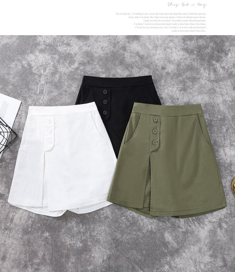 Plus Size Button Skorts