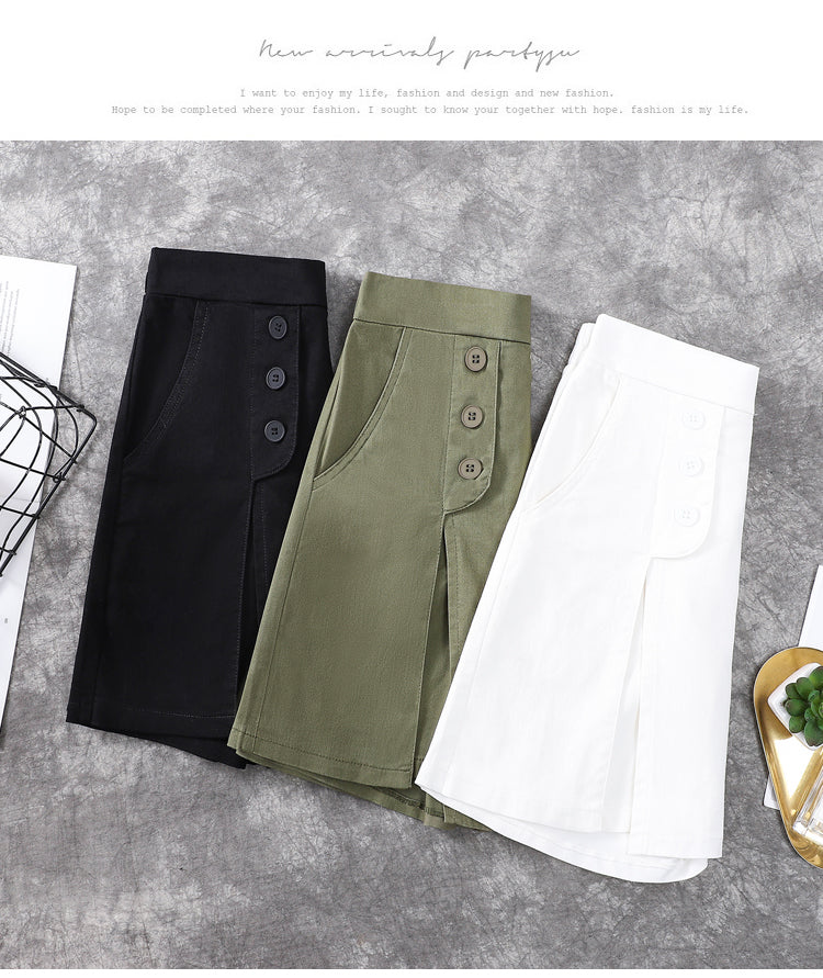Plus Size Button Skorts