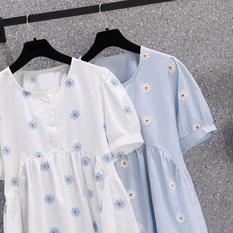 Plus Size Daisy Embroidery Babydoll Korean Blouse