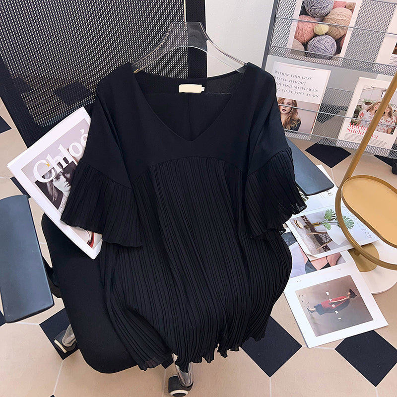 Plus Size Chiffon V Neck Pleat Blouse