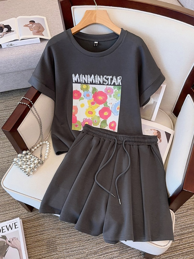 Plus Size Korean Graphic T Shirt And Shorts Matching Set