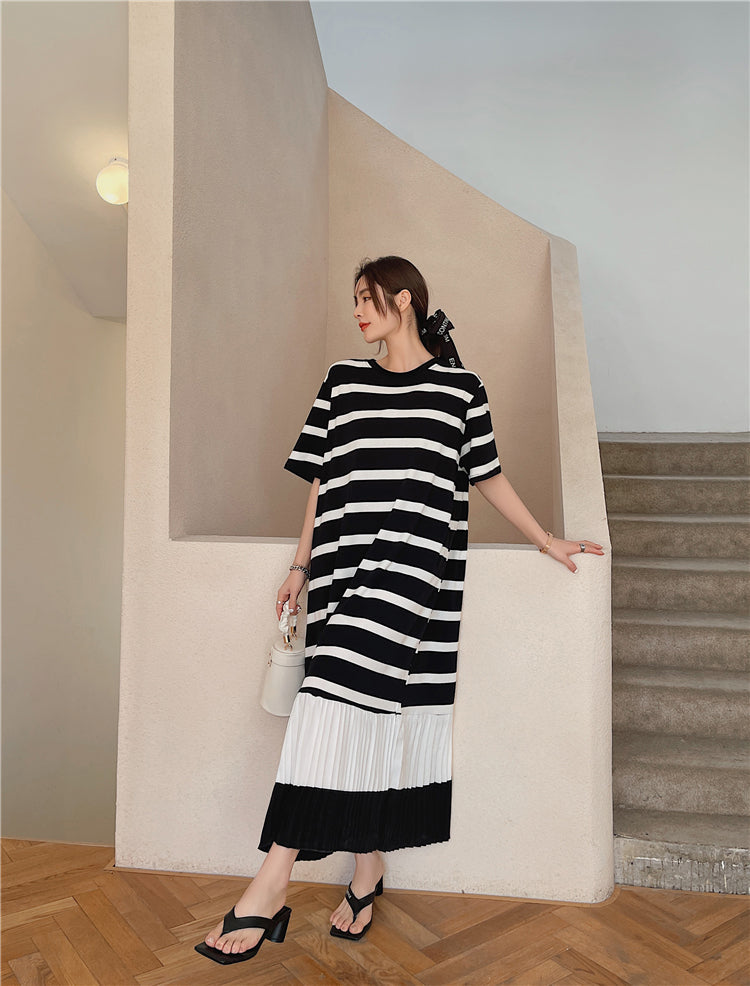 Plus Size Stripe Pleat T Shirt Midi Dress
