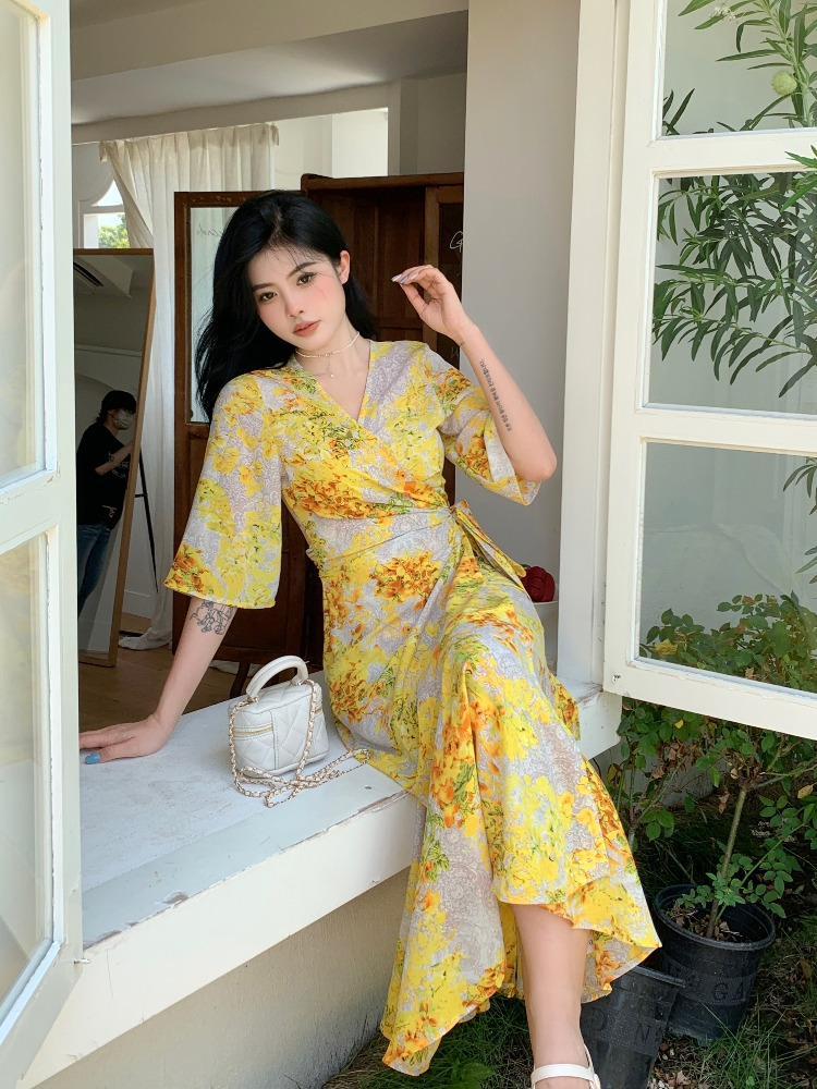 Plus Size Korean Yellow Floral Wrap Midi Dress