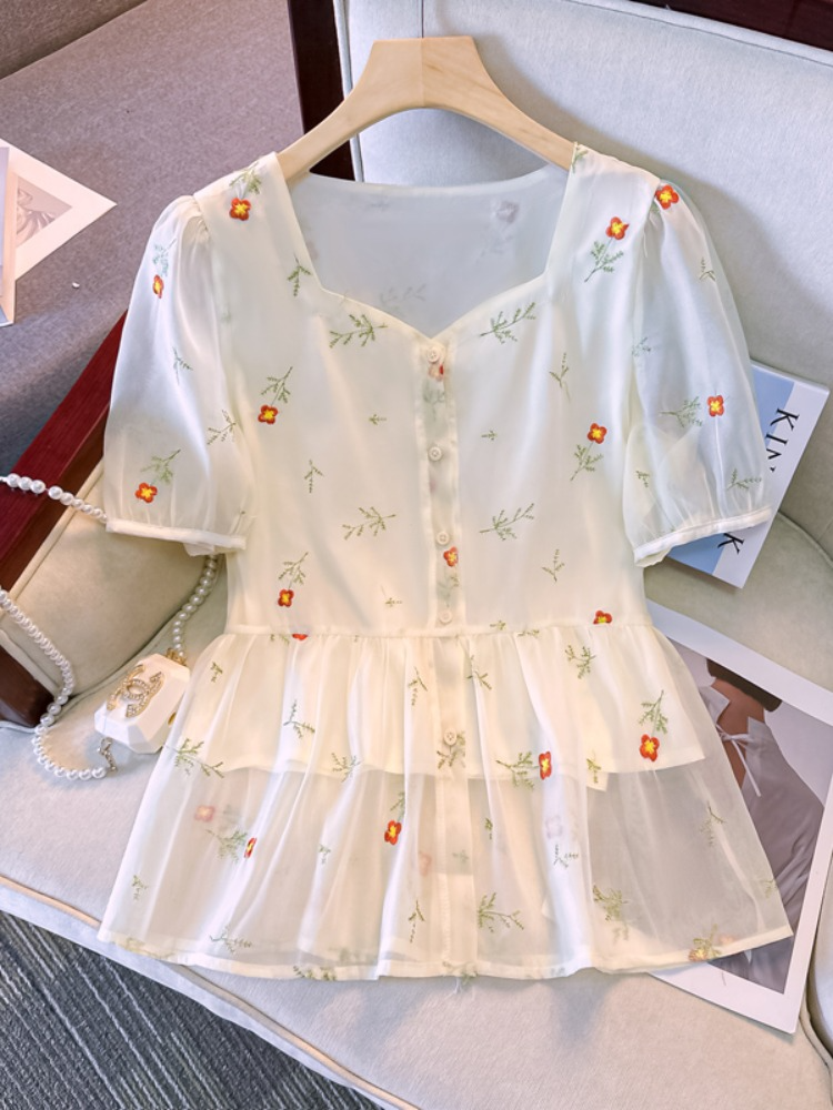 Plus Size Little Embroidery Square Neck Peplum Blouse