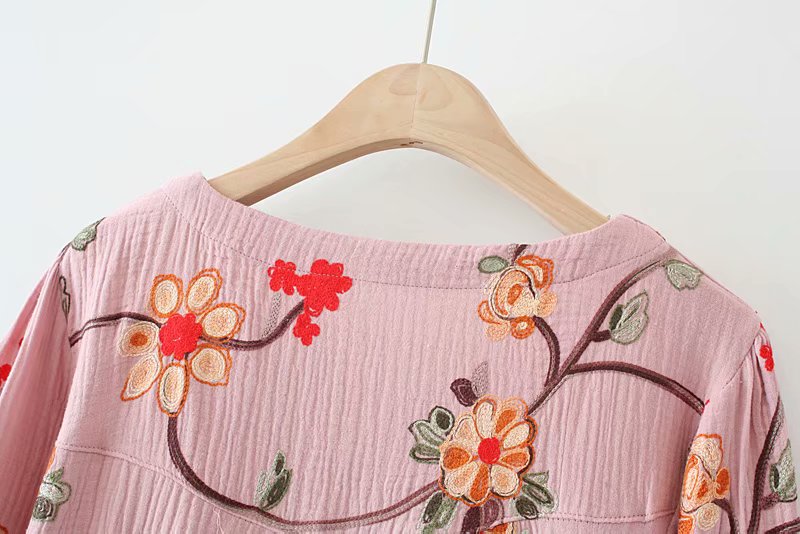 (Ready Stock Red XL - 1 Pc) Plus Size Oriental Embroidery Mid Sleeve Blouse
