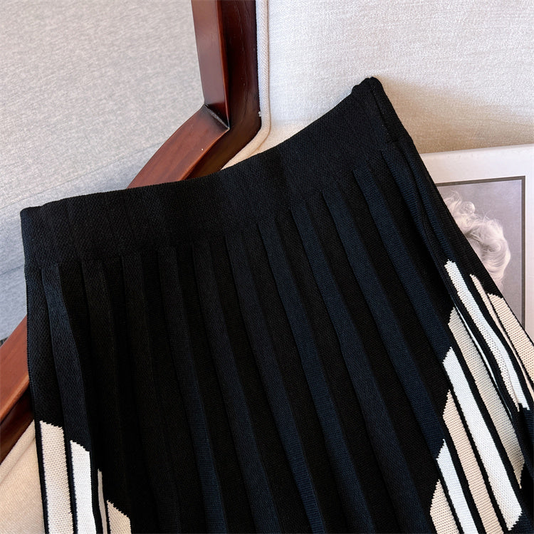 Plus Size Korean Pleat Pattern Midi Skirt